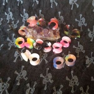 8 pairs of silicone tunnels